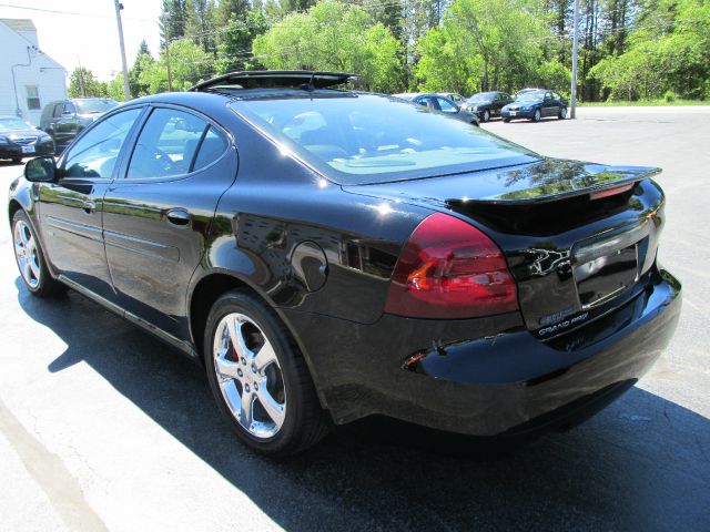 2007 Pontiac Grand Prix GT Hard Top Convertible 2D