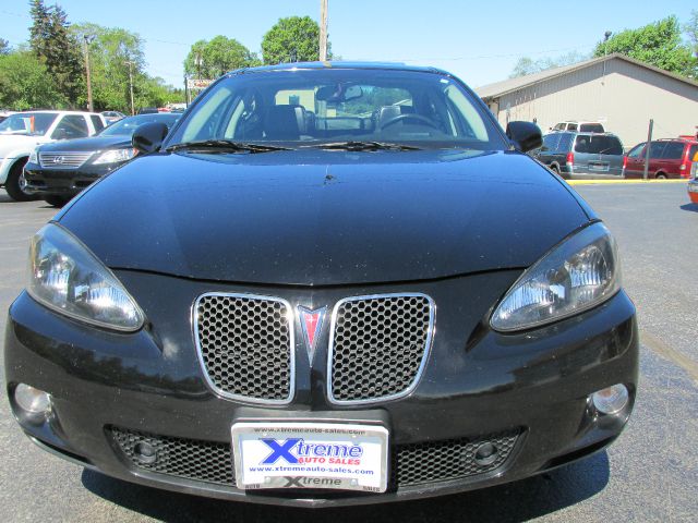 2007 Pontiac Grand Prix GT Hard Top Convertible 2D