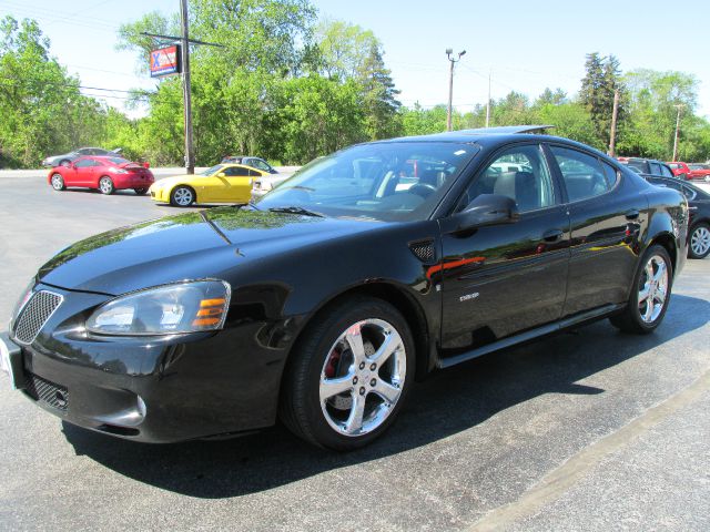 2007 Pontiac Grand Prix GT Hard Top Convertible 2D