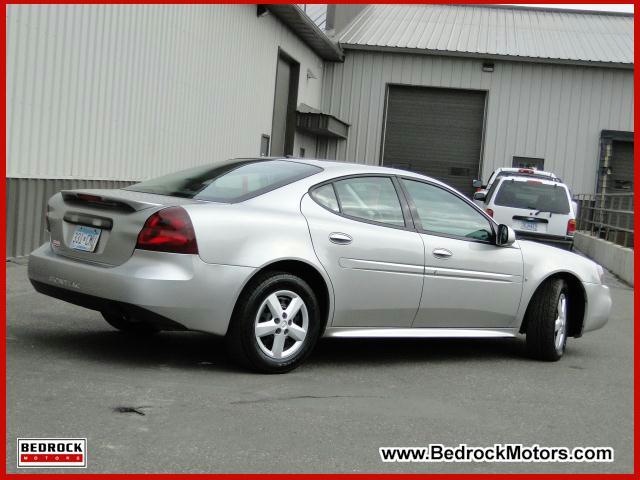 2008 Pontiac Grand Prix Unknown