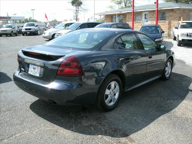 2008 Pontiac Grand Prix Unknown