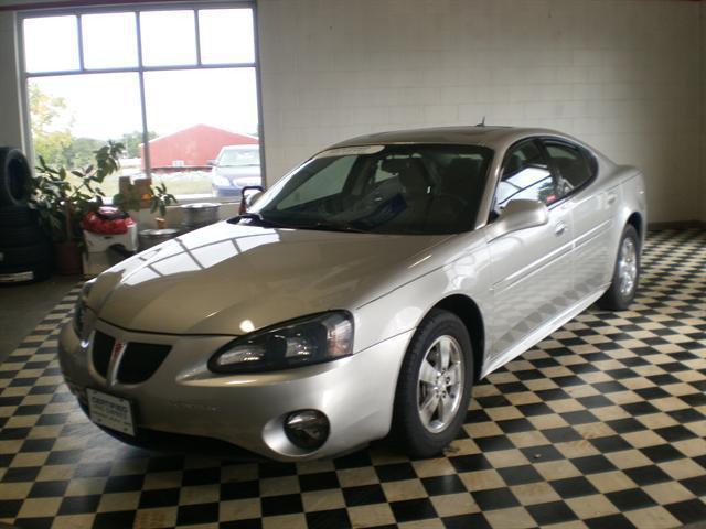 2008 Pontiac Grand Prix Unknown