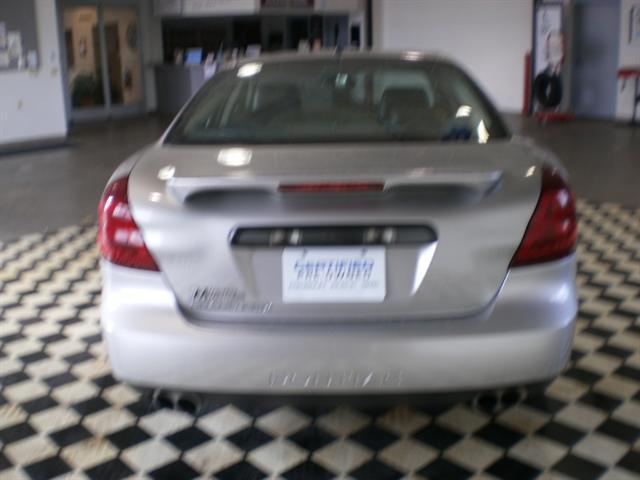 2008 Pontiac Grand Prix Unknown