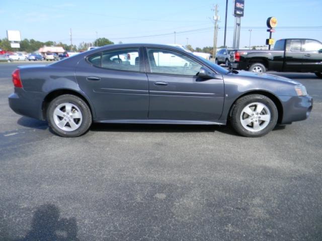 2008 Pontiac Grand Prix Unknown