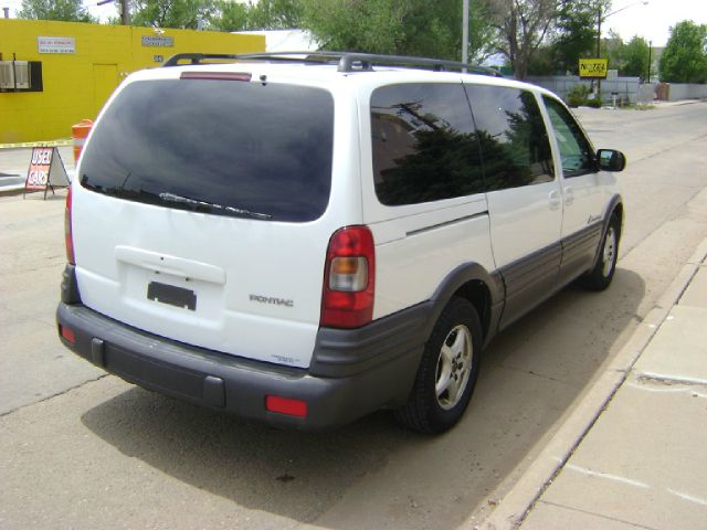 2000 Pontiac Montana 2WD 2dr Supercab 126