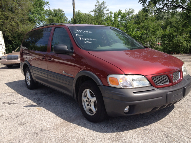 2000 Pontiac Montana 2WD 2dr Supercab 126