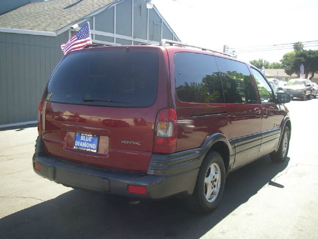 2000 Pontiac Montana 2WD 2dr Supercab 126