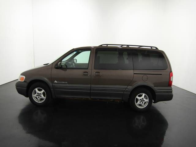 2000 Pontiac Montana 2WD 2dr Supercab 126