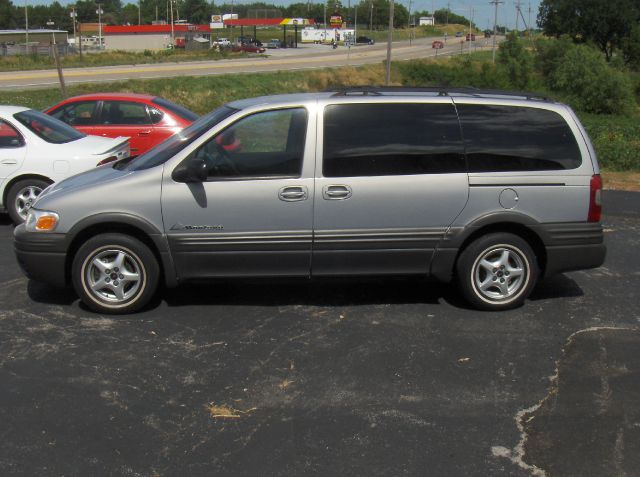 2001 Pontiac Montana Doublecab LG BD