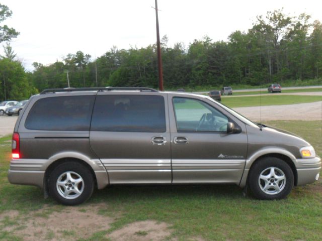 2002 Pontiac Montana Crew Cab 167 WB 4WD