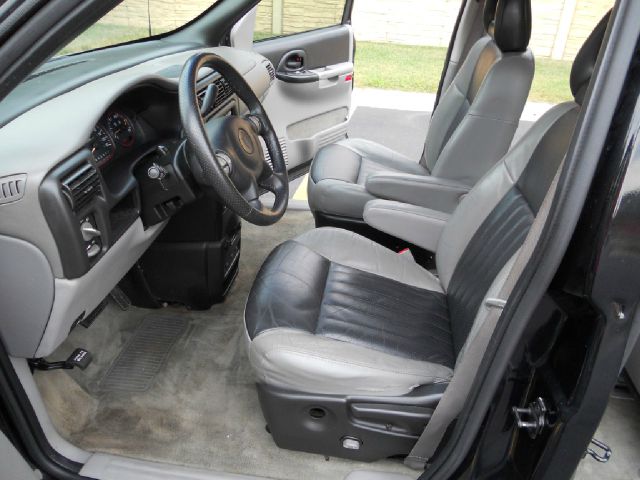 2002 Pontiac Montana CXL Luxury