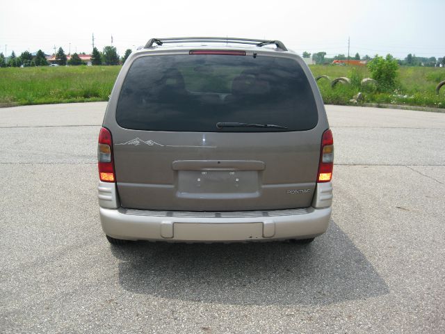 2002 Pontiac Montana 4WD Crew Cab 167 LTZ