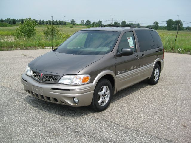 2002 Pontiac Montana 4WD Crew Cab 167 LTZ