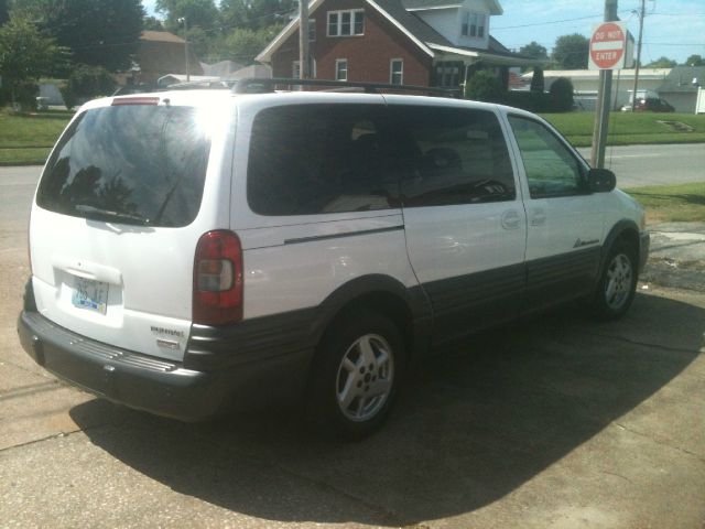 2002 Pontiac Montana 4x4 Base