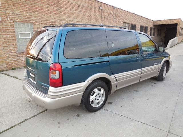 2002 Pontiac Montana Unknown