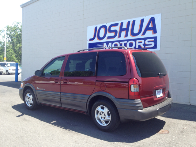 2003 Pontiac Montana 4WD Crew Cab 167 LTZ