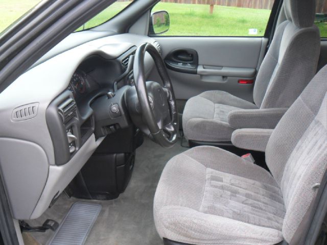 2003 Pontiac Montana Unknown