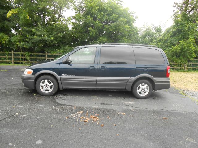 2003 Pontiac Montana Super Celan Lariat