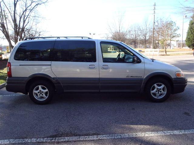 2003 Pontiac Montana Super Celan Lariat