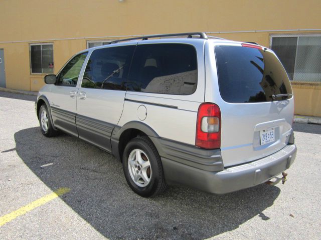 2003 Pontiac Montana Super Celan Lariat