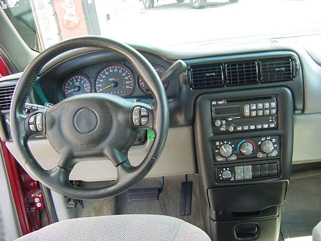 2004 Pontiac Montana SLT K