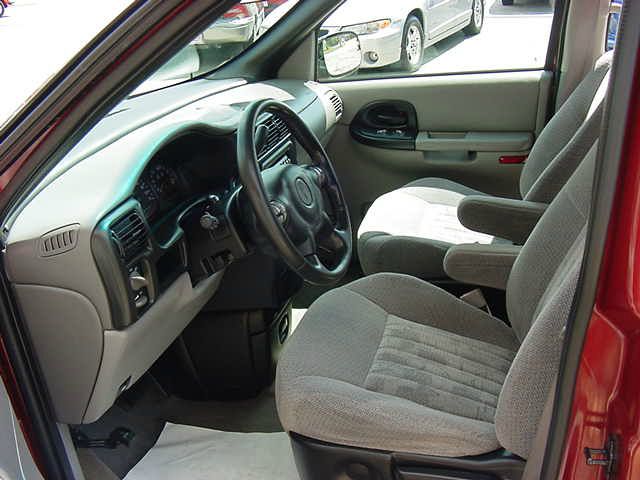 2004 Pontiac Montana SLT K