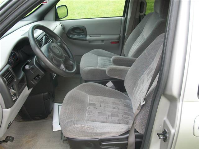 2004 Pontiac Montana Base