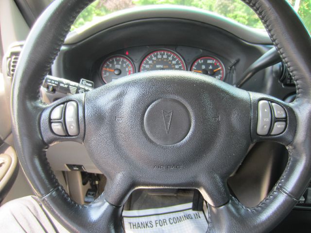 2004 Pontiac Montana SLT K