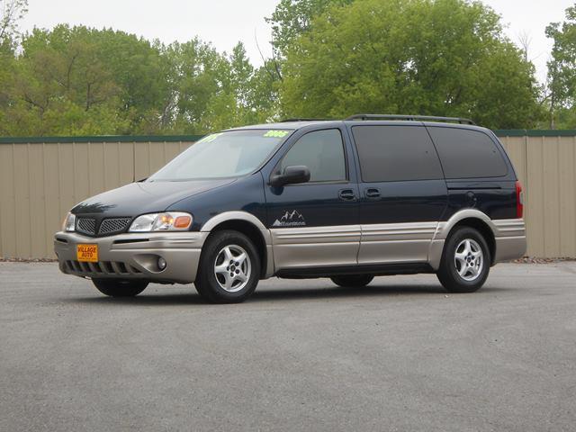 2005 Pontiac Montana 4WD SLT