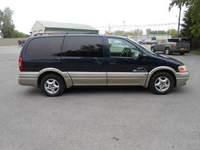 2005 Pontiac Montana 4WD SLT