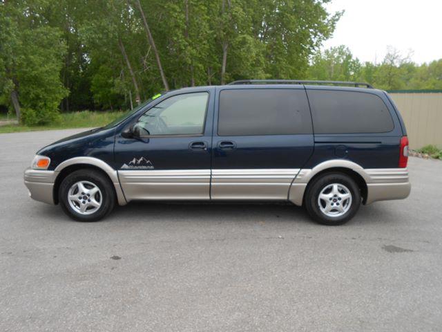 2005 Pontiac Montana 4WD SLT