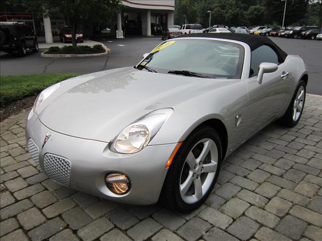 2006 Pontiac Solstice 4dr Sdn I4 Auto EX Sedan