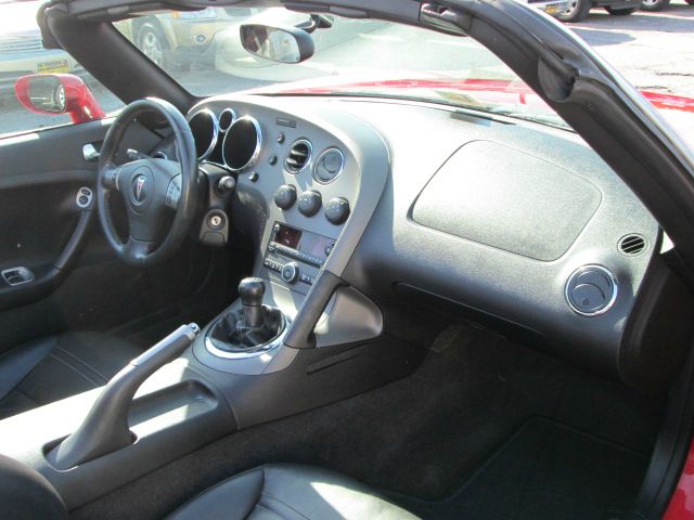 2006 Pontiac Solstice Marlin