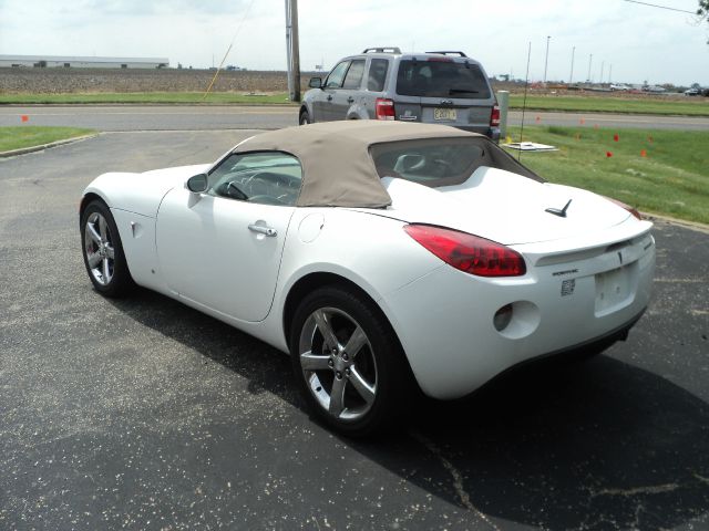 2007 Pontiac Solstice Base