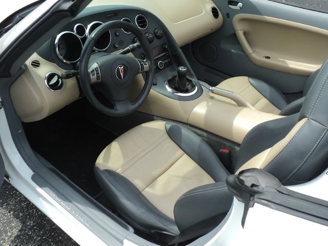 2007 Pontiac Solstice Base