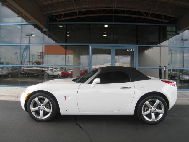 2008 Pontiac Solstice Base