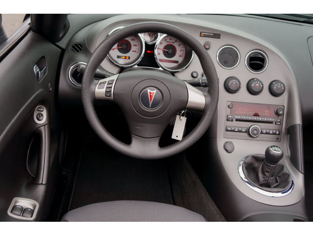 2008 Pontiac Solstice Base