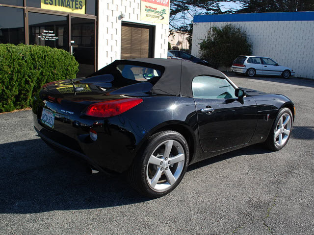 2008 Pontiac Solstice Base