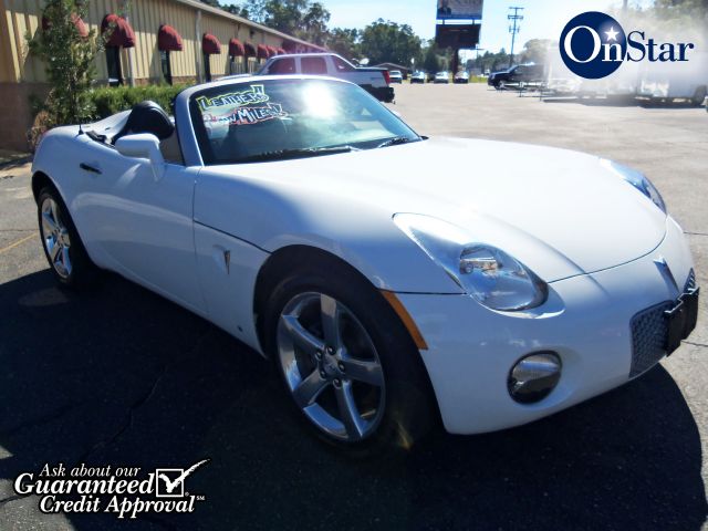 2008 Pontiac Solstice Base 4X4