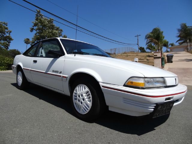 1994 Pontiac Sunbird Sedan XLE