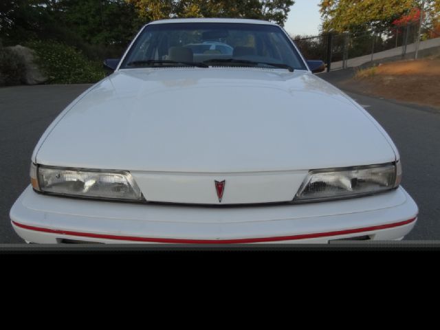 1994 Pontiac Sunbird Sedan XLE