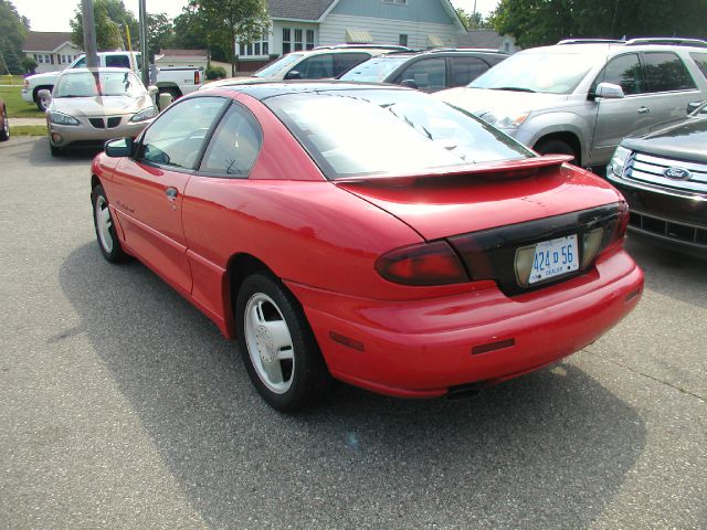 1995 Pontiac Sunfire Sportback LS