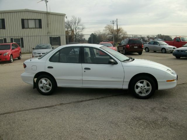 1998 Pontiac Sunfire Sport -5 Speed-stick-4x4