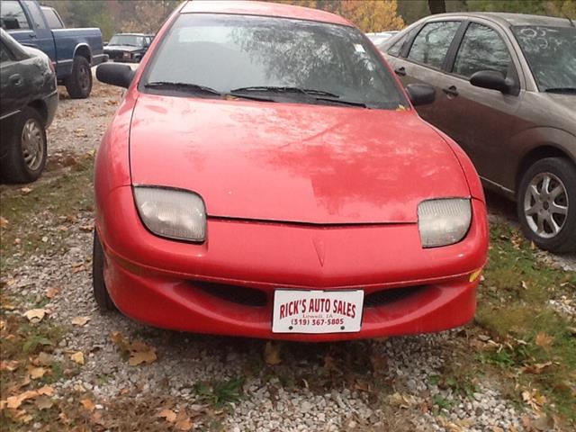 1999 Pontiac Sunfire Sport -5 Speed-stick-4x4