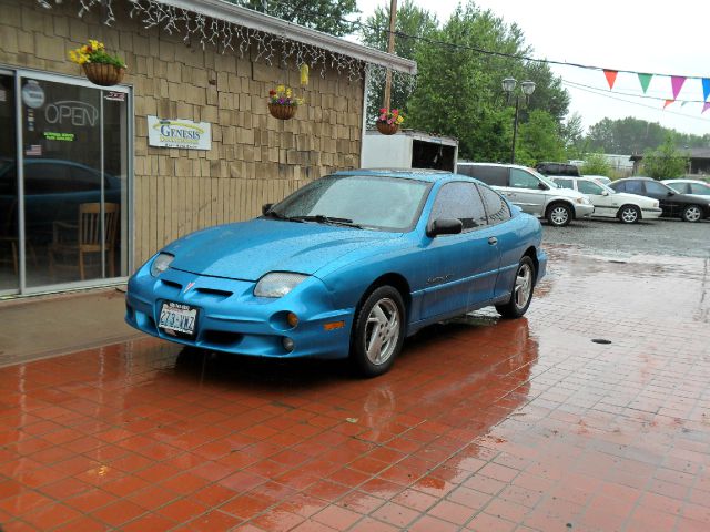 2000 Pontiac Sunfire Sportback LS