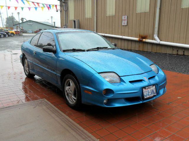 2000 Pontiac Sunfire Sportback LS