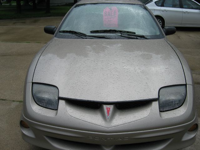 2000 Pontiac Sunfire Sport -5 Speed-stick-4x4