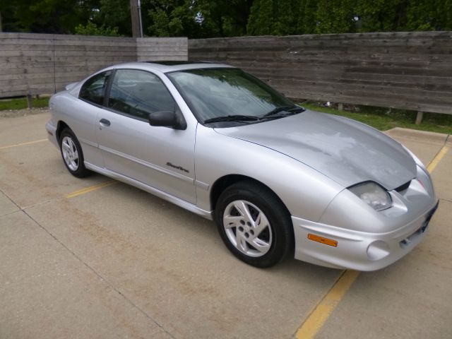 2000 Pontiac Sunfire 4dr Sdn SL Auto Sedan