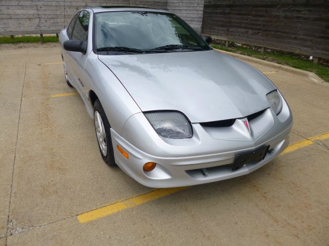 2000 Pontiac Sunfire 4dr Sdn SL Auto Sedan