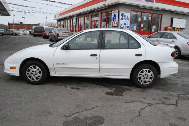 2001 Pontiac Sunfire SE